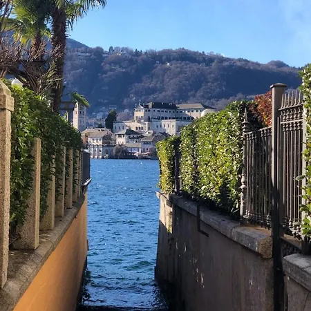 Casa Coppa Iris Tatil Evi Omegna